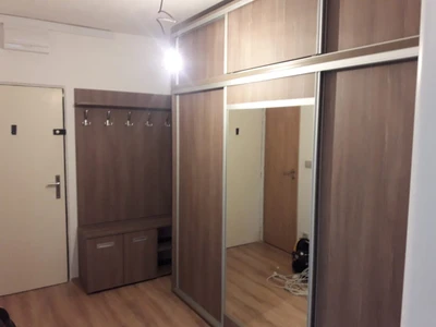 Zakázková a atypická výroba nábytku